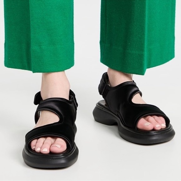 Vince Fresca Sandals - Picture 1 of 12